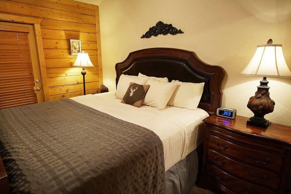 Cabins At Grand Mountain By Thousand Hills Resort Branson Kültér fotó
