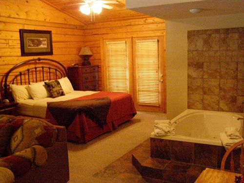 Cabins At Grand Mountain By Thousand Hills Resort Branson Kültér fotó